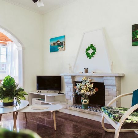 Achilleion Holiday Home Eksteriør bilde